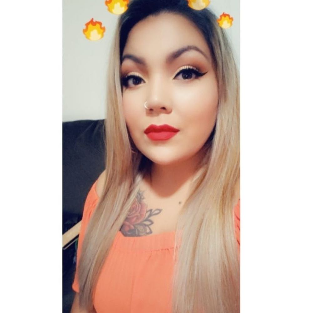 Meet your Posher, Perla